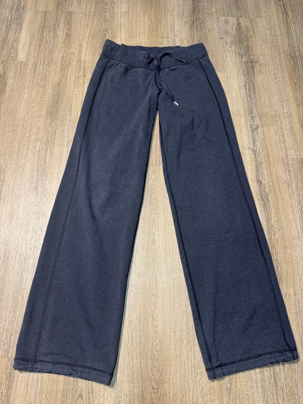 Lululemon Women's Low Rise Gray Sweatpants